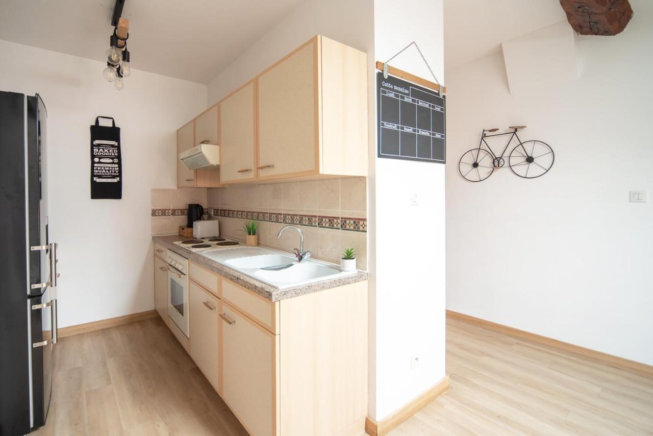 Appartement Cosy Et Moderne En Plein Coeur Du Centre Ville Macon Exterior photo